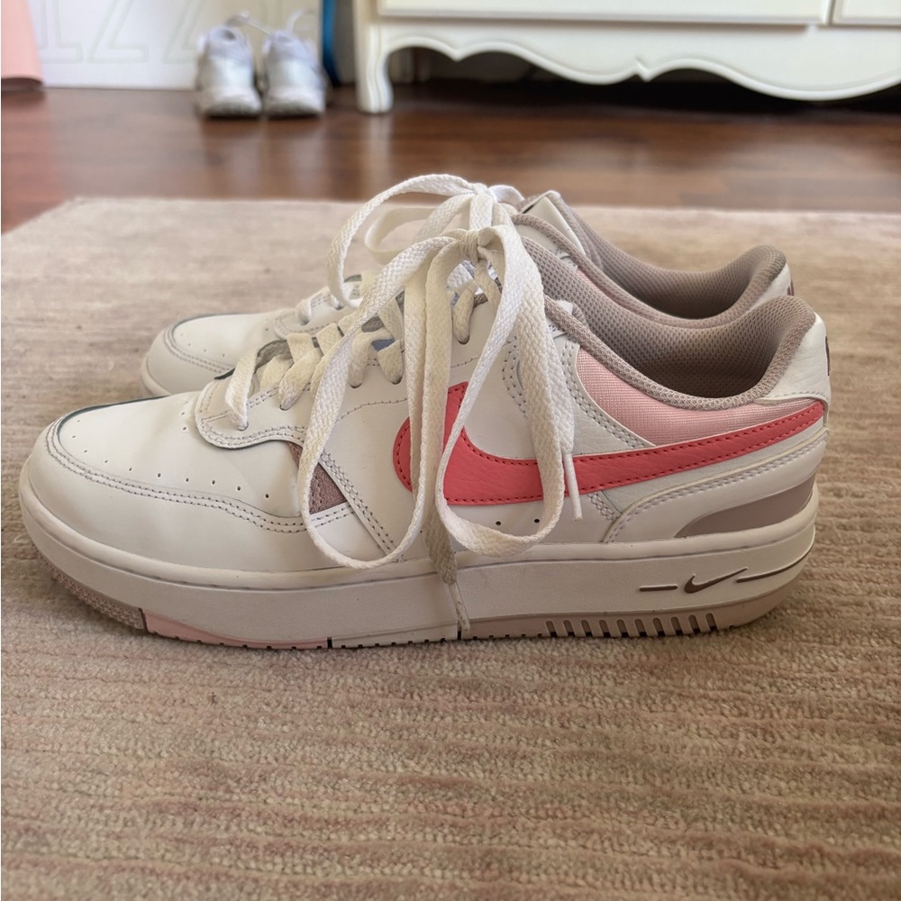 Nike Cream and Pink Low-Top Sneakers